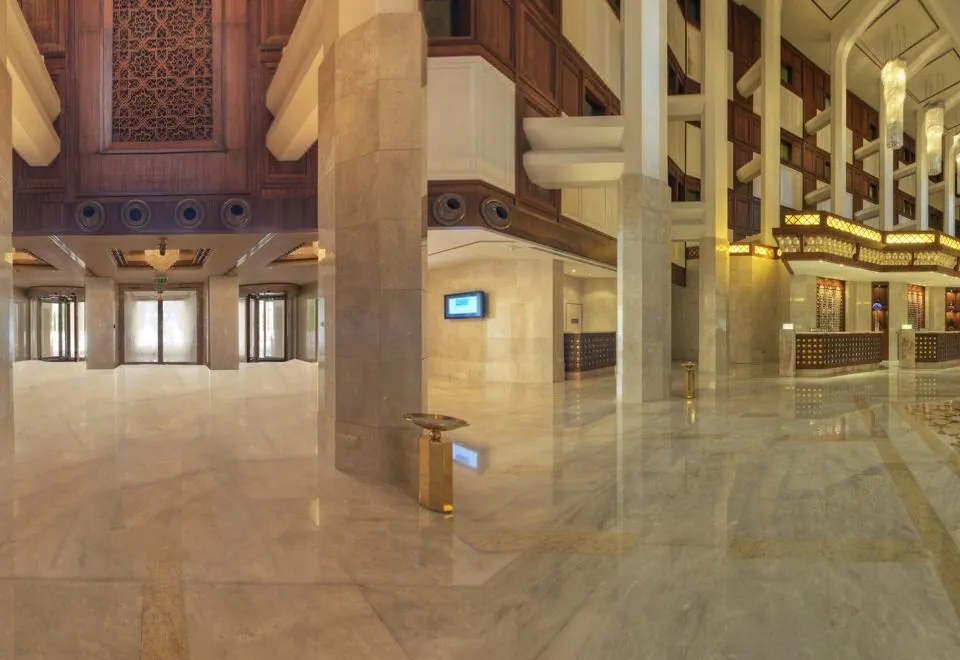 Al Bustan Palace, A Ritz-Carlton Hotel