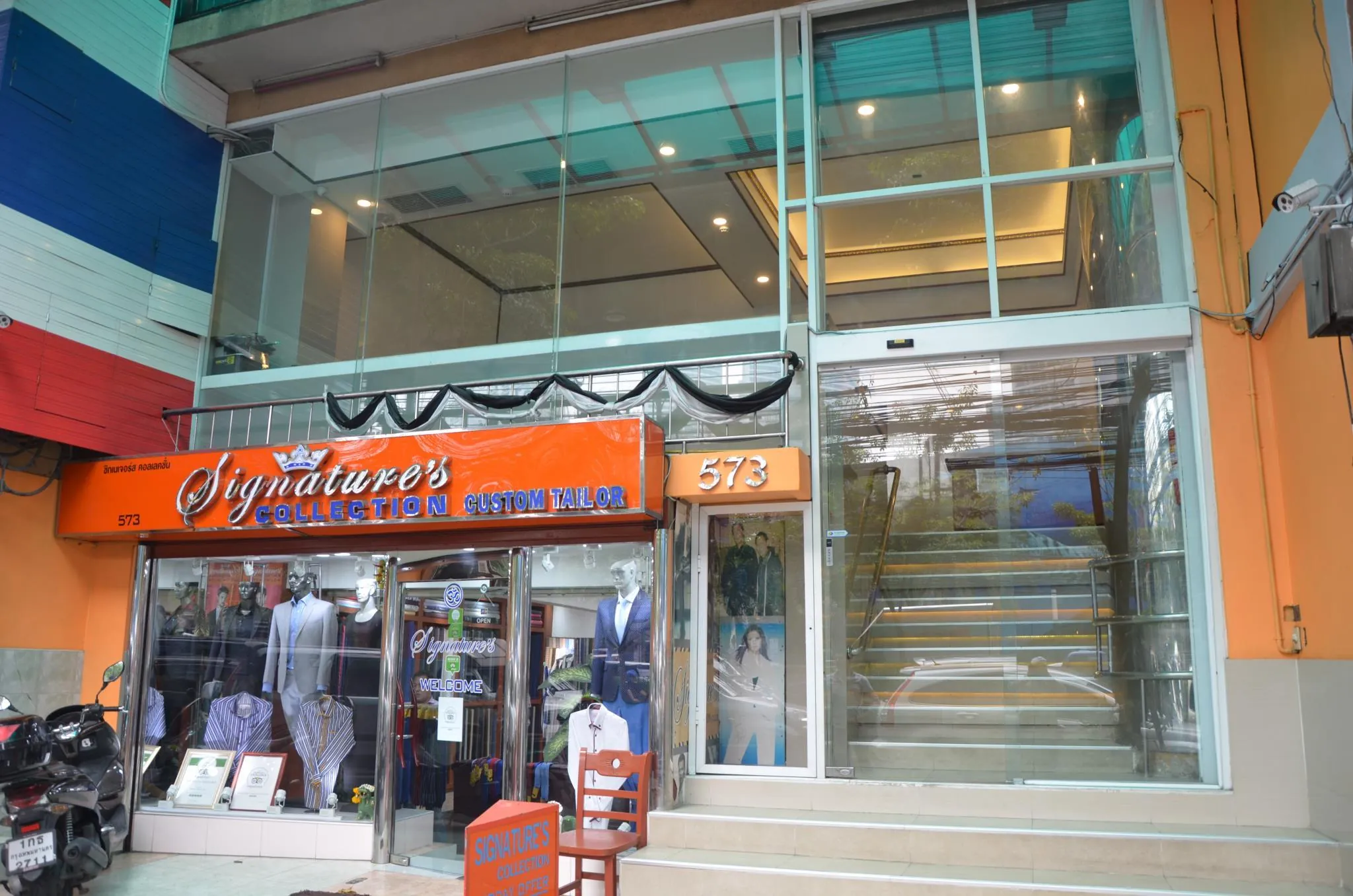 El Majestic BKK 33