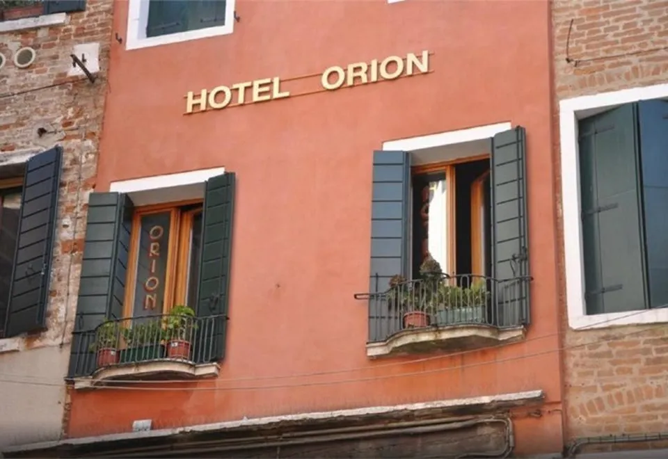 Hotel Orion