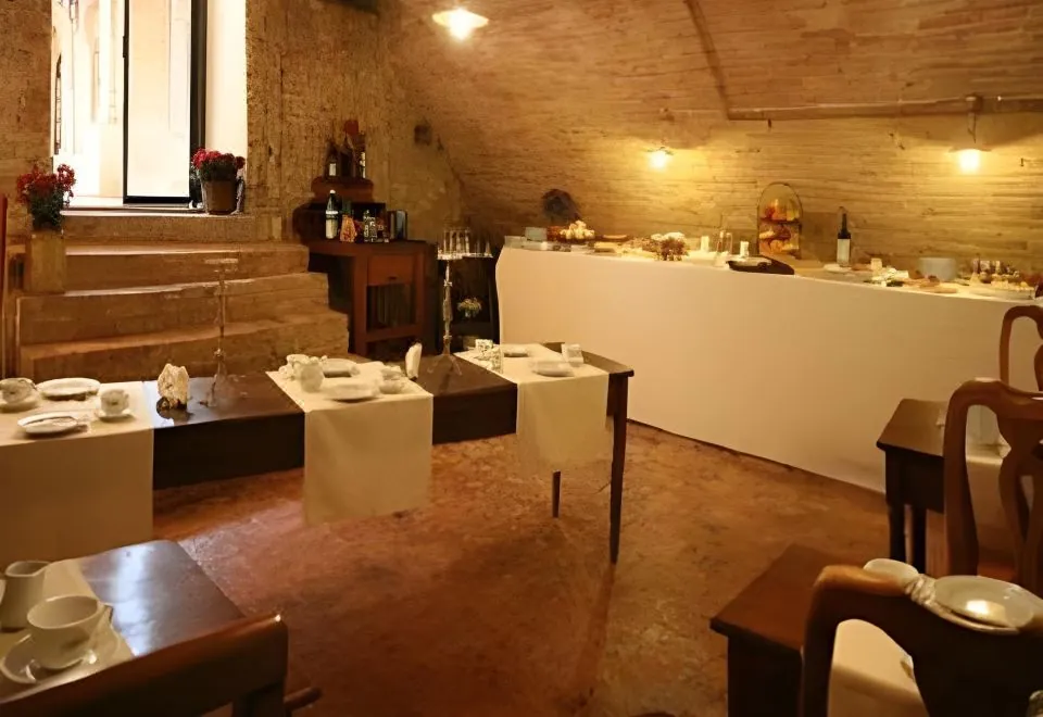 Il Chiostro Del Carmine