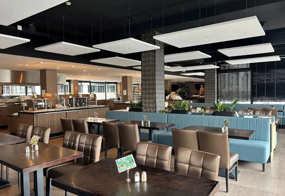 XO Hotels Park West