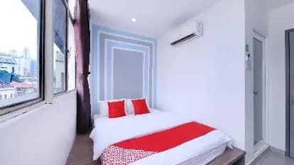 OYO 330 Cchinee Hotel