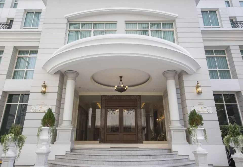 The Rose Residence, Bangkok