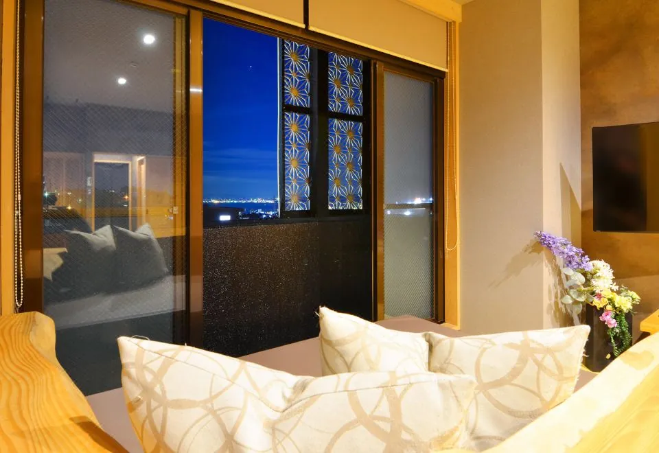 Nihon Ryokan Utsuwa Beppu Kannawa