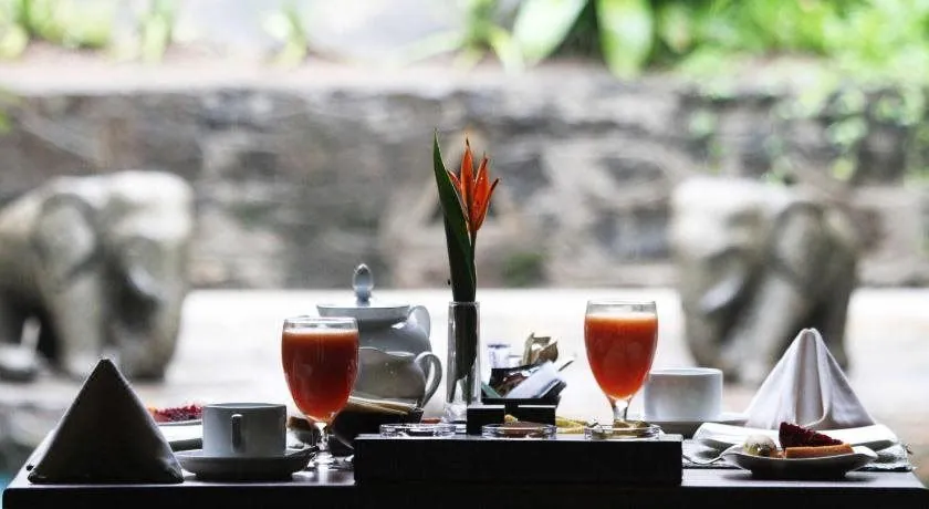 Serendip Stone Hotel and Bungalow