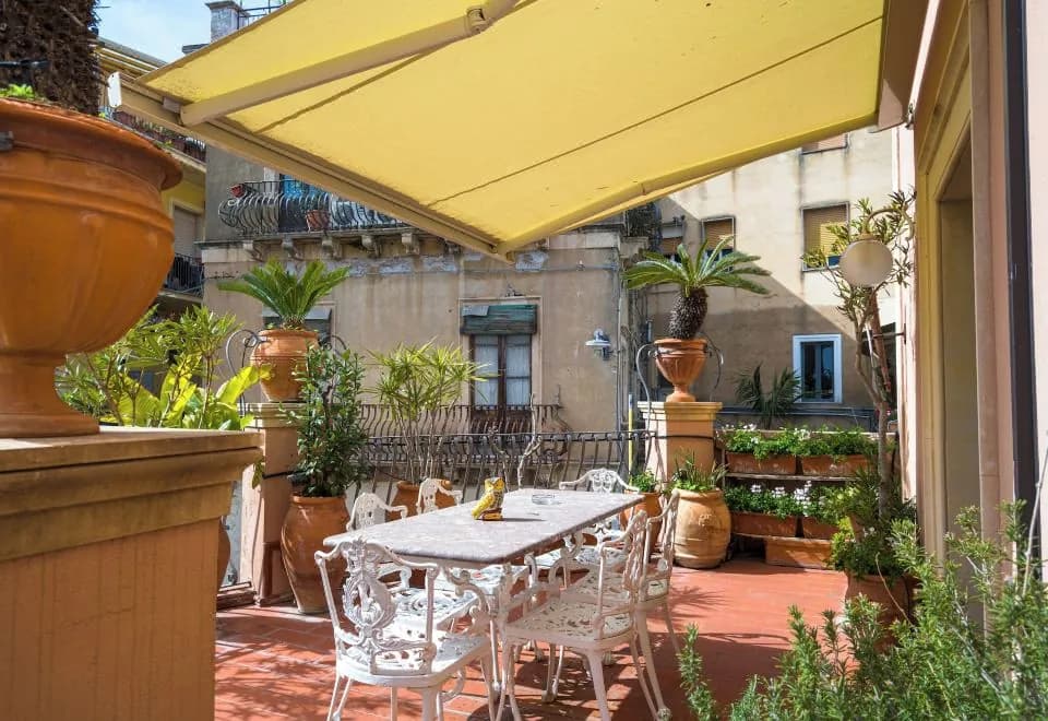 Al Duomo Rooms & Flats