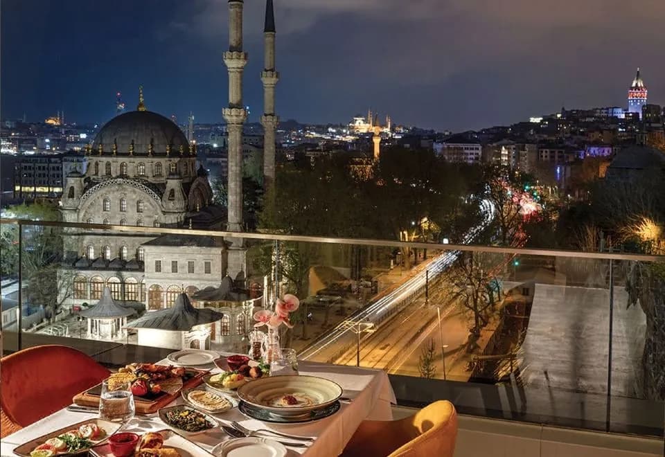 Port Bosphorus
