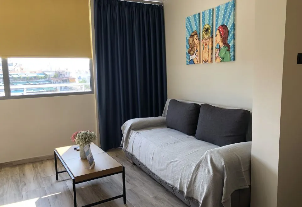 Connect Studios & Apartments