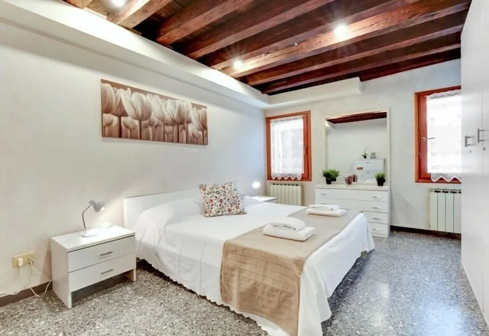 Guggenheim Collection Venice Apartment