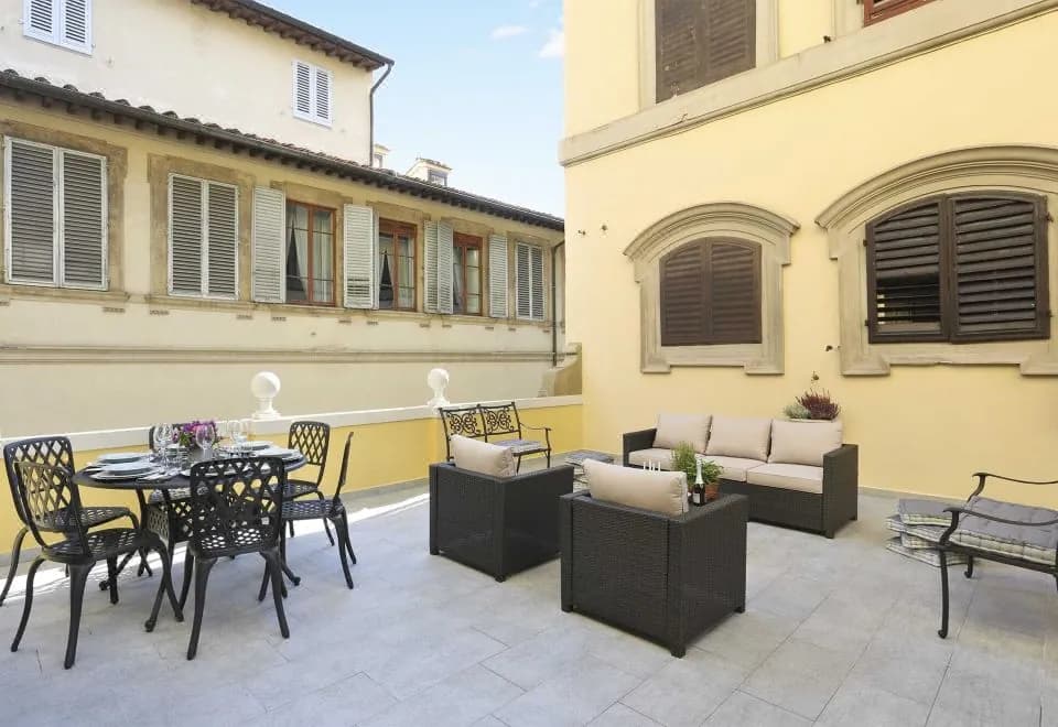 Apartment in The Heart of Florence