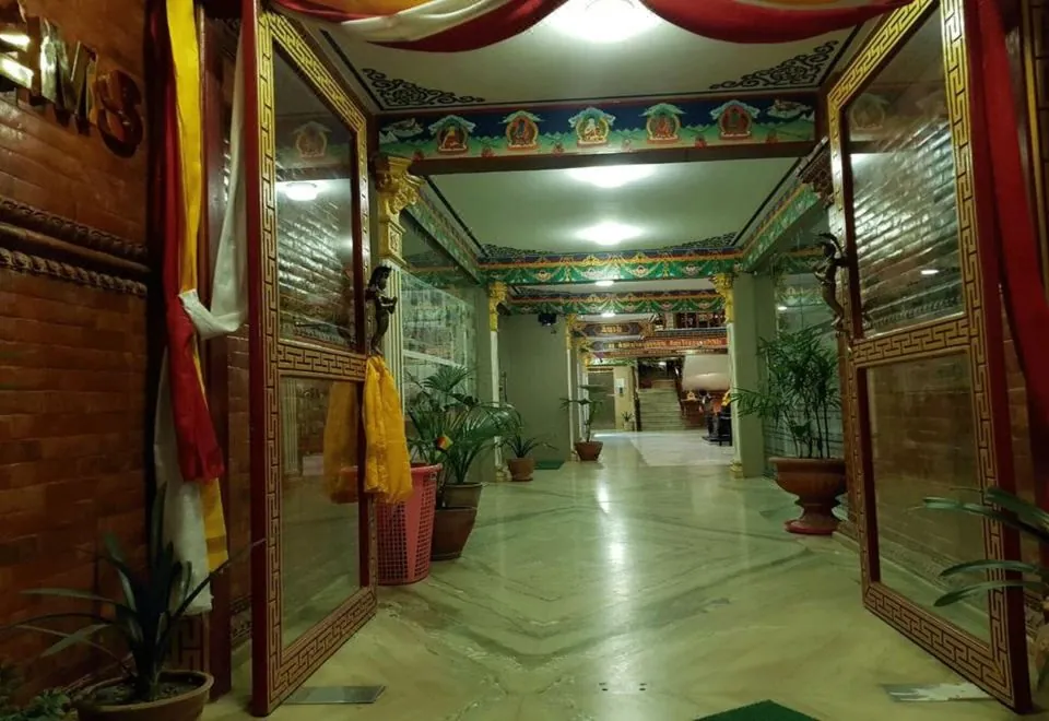 Hotel Lotus Gems