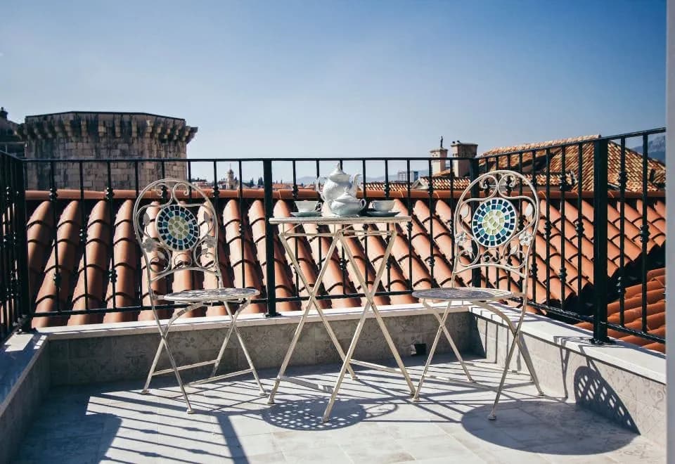 Plaza Marchi Old Town - Mag Quaint & Elegant Boutique Hotels