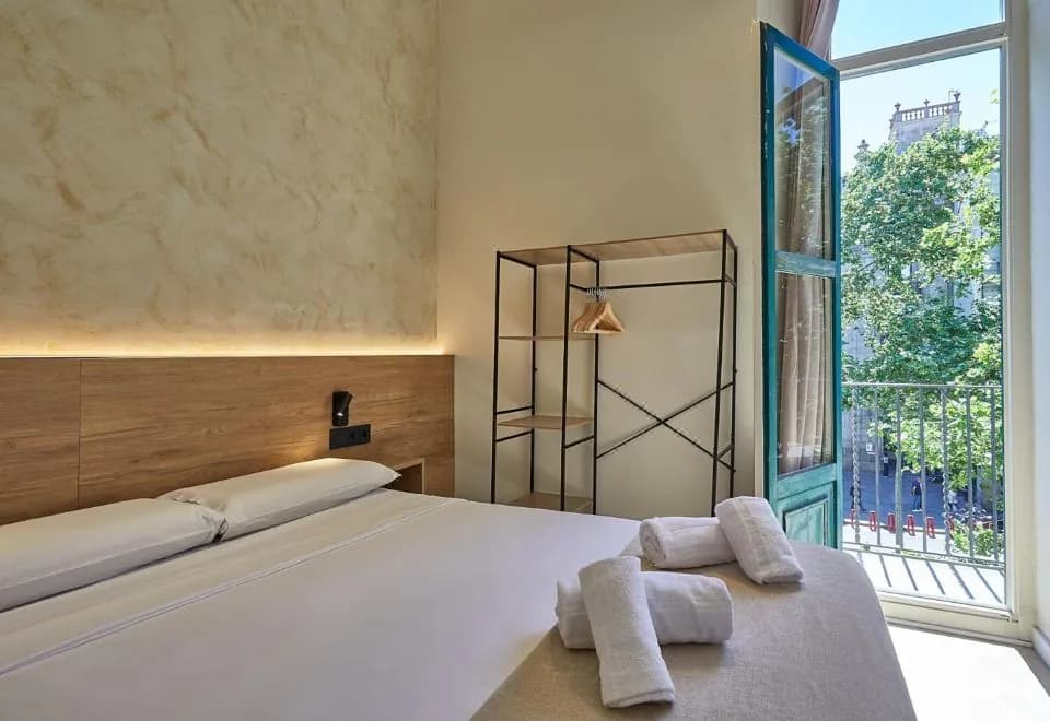 Hostal Parisien Las Ramblas
