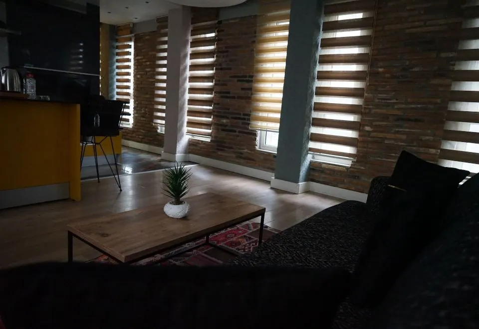 Corner Park Suites