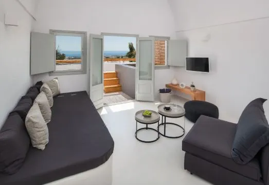 June Twenty Suites