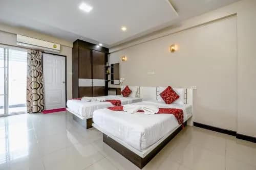 Gold Airport Suites