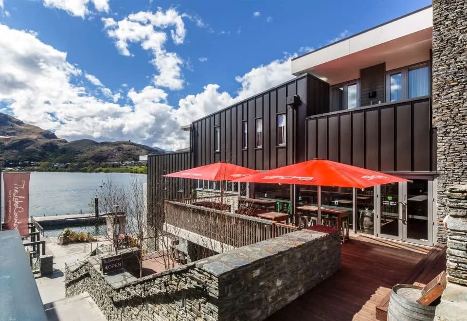 Hilton Queenstown Resort & Spa