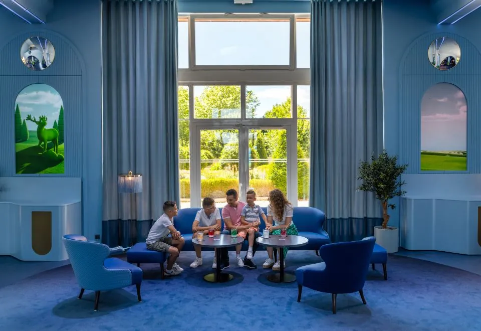 Le Grand Magic Hotel