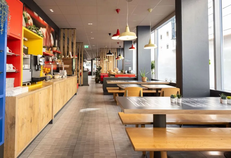 Ibis Geneve Centre Lac