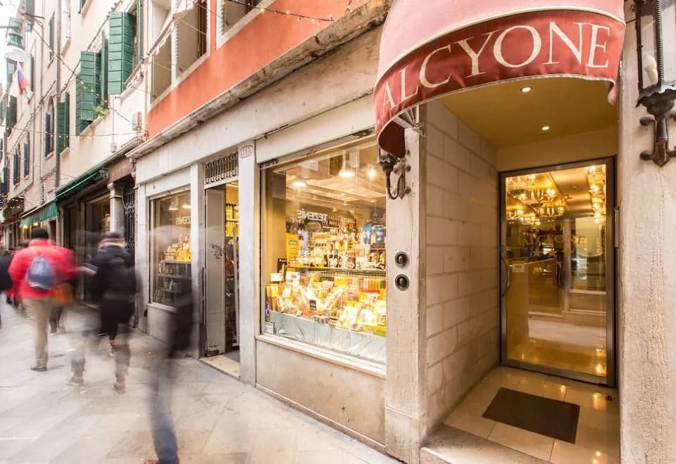 Hotel Alcyone