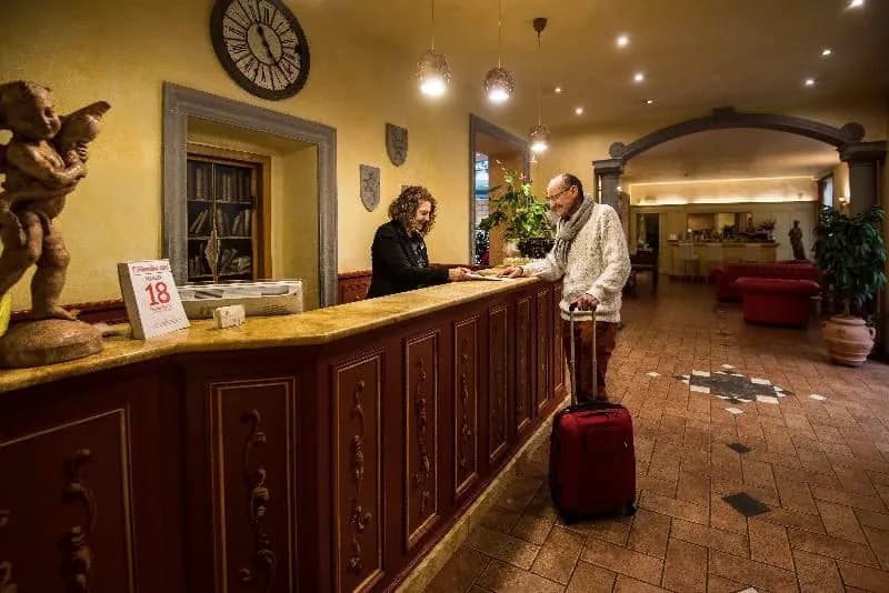 Hotel Alba Palace