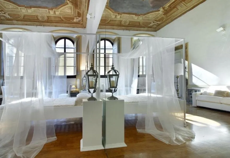 Palazzo Tolomei - Residenza d'Epoca