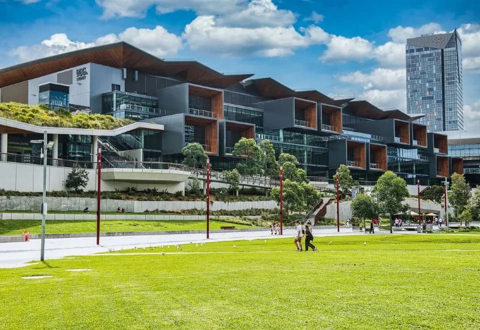 YEHS Hotel Sydney Harbour Suites