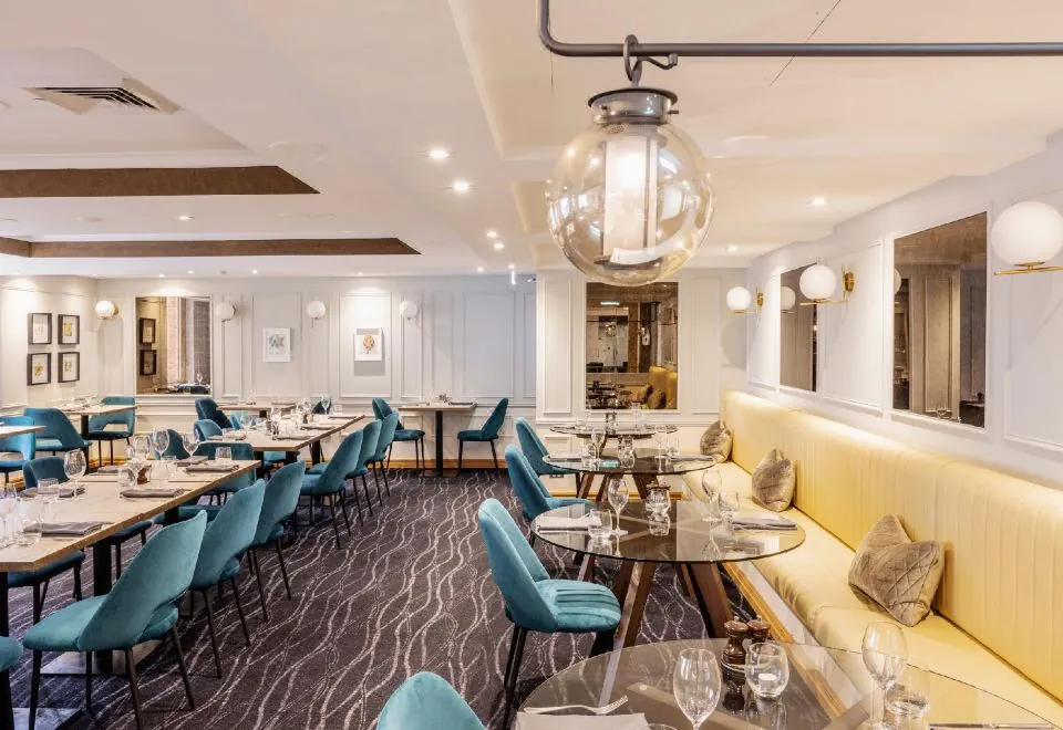 The Sebel Quay West Suites Sydney