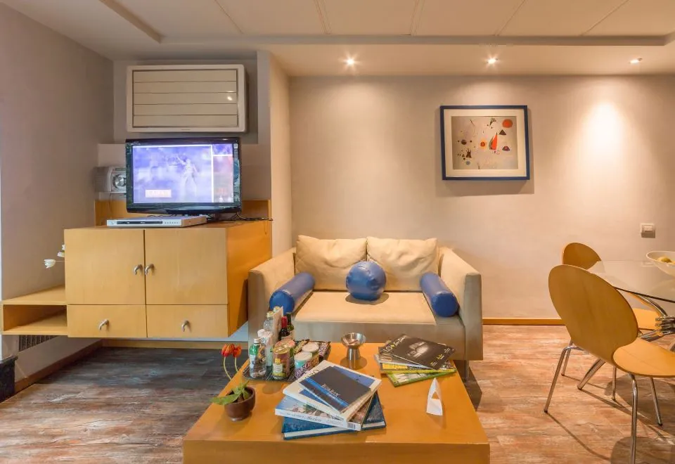 Suites Contempo