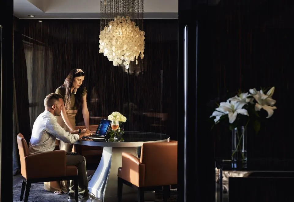 Fairmont Nile City