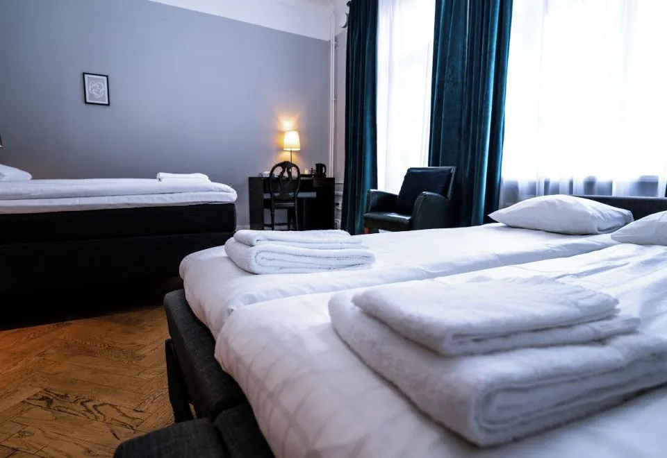 Queen's Hotel by First Hotels