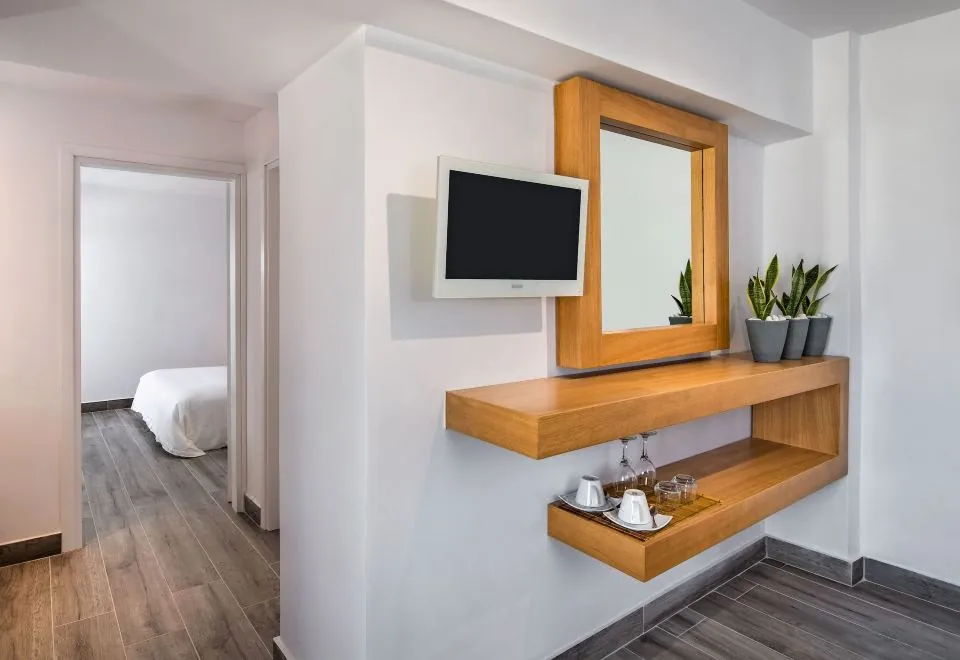 Hotel Thireas