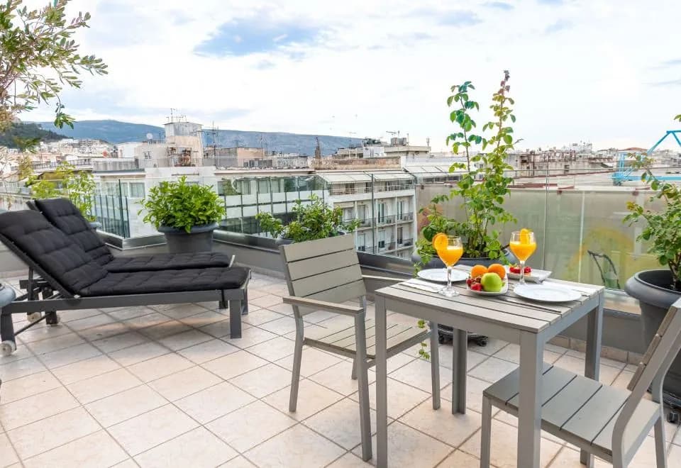 Polis Grand Hotel