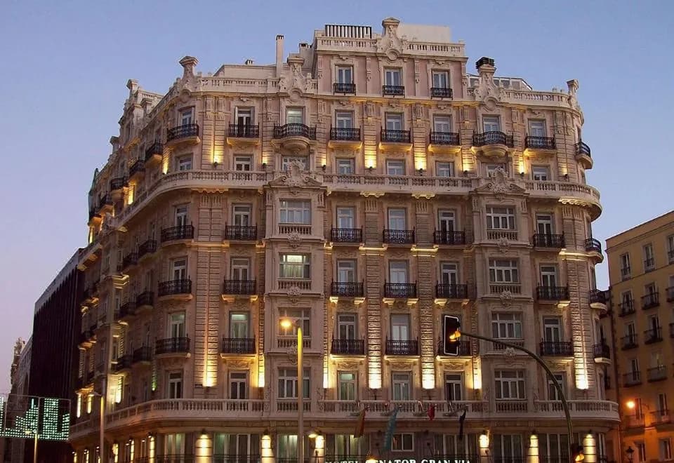 NH Collection Madrid Gran Vía