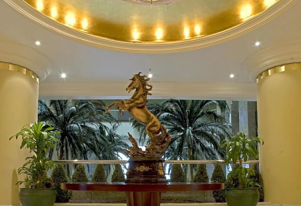 City Seasons Suites