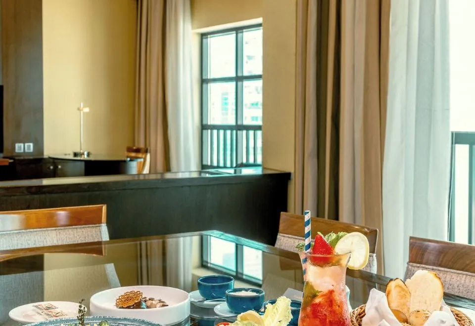 TIME Oak Hotel & Suites