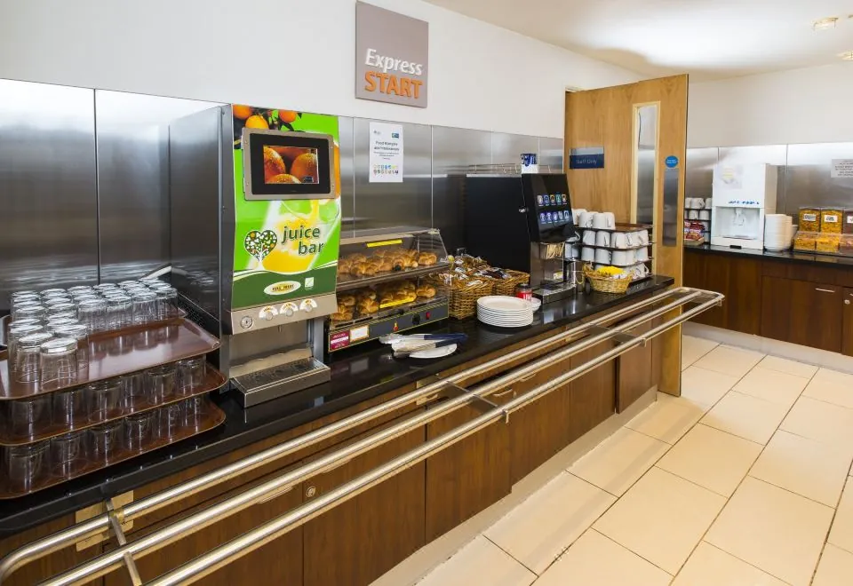 Holiday Inn Express Edinburgh – Royal Mile, an IHG Hotel