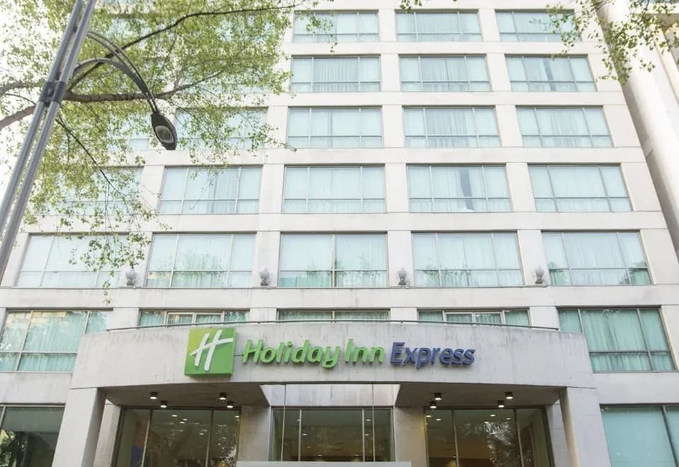 Holiday Inn Express Mexico Reforma, an IHG Hotel