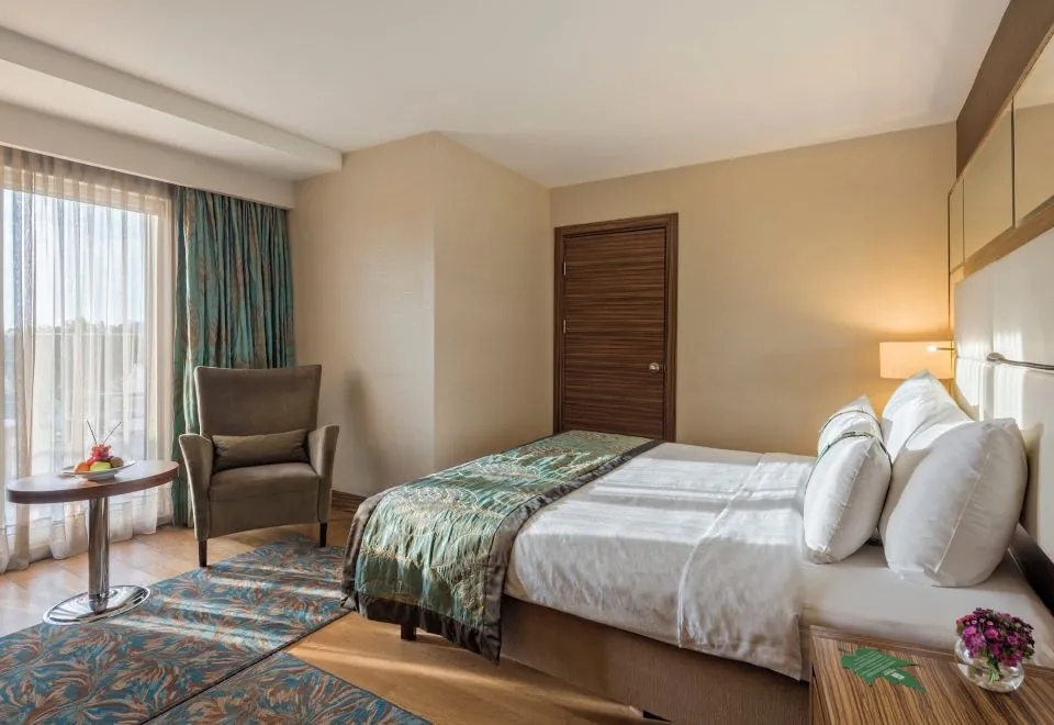 Holiday Inn Sisli, an IHG Hotel