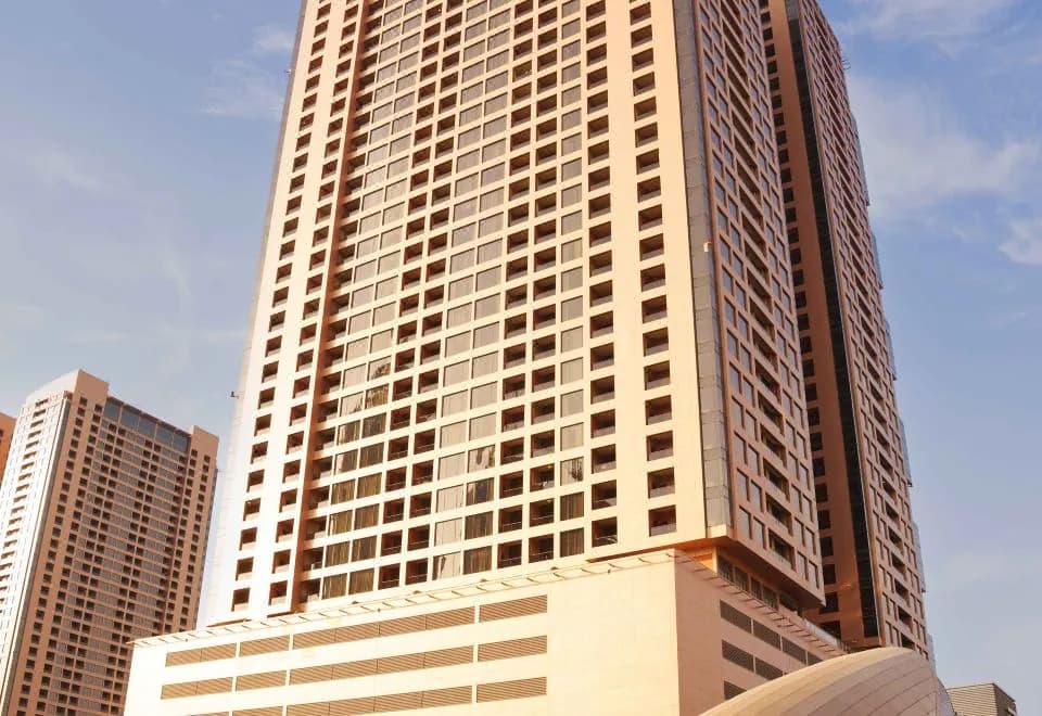 Mercure Dubai Barsha Heights Hotel and Apartments
