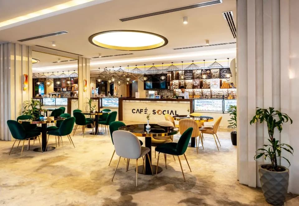 Mercure Dubai Barsha Heights Hotel and Apartments