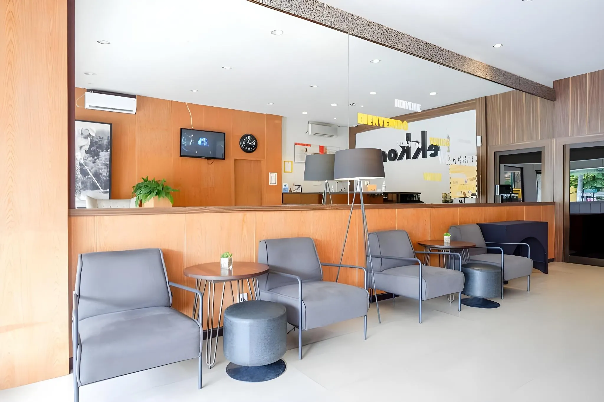 Sans Hotel Ekkon Yogyakarta by RedDoorz
