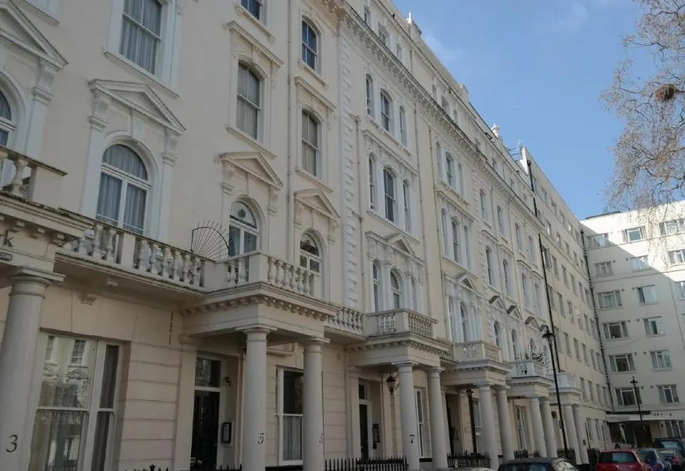 Paddington Apartments