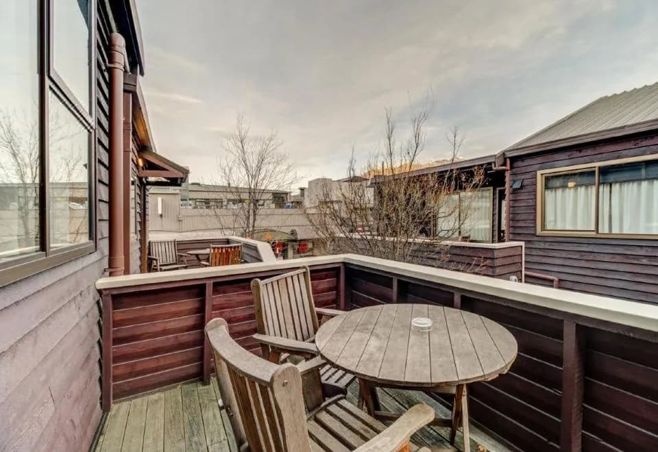The Lofts Apartments