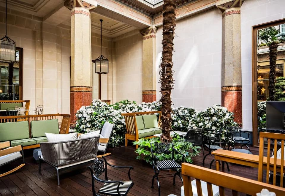 Prince de Galles, a Luxury Collection Hotel, Paris