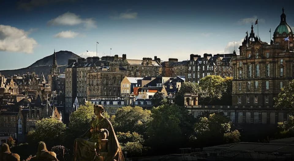 Cheval Old Town Chambers