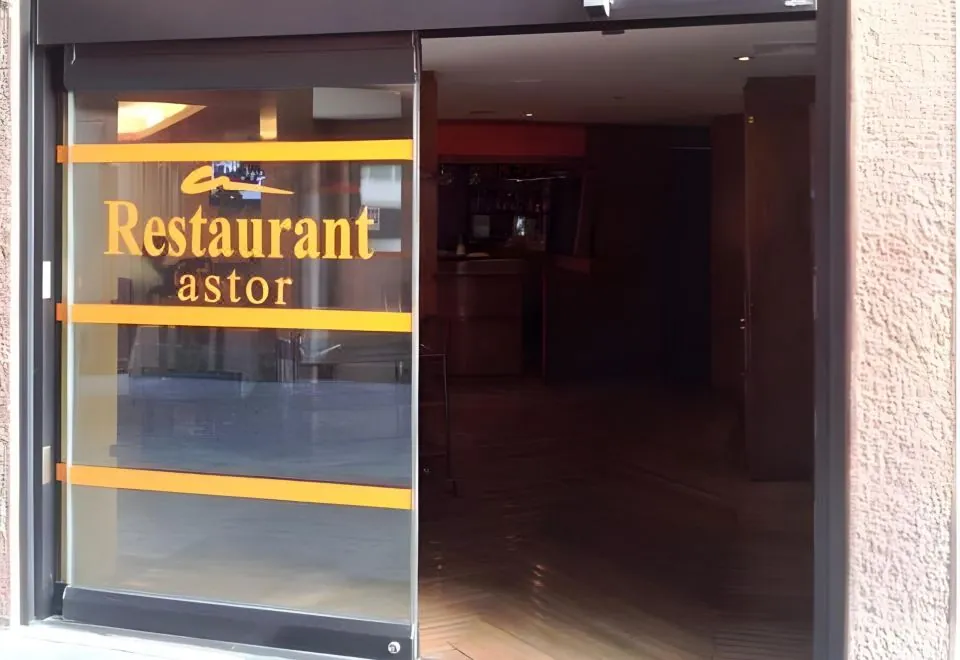 Hotel Astor