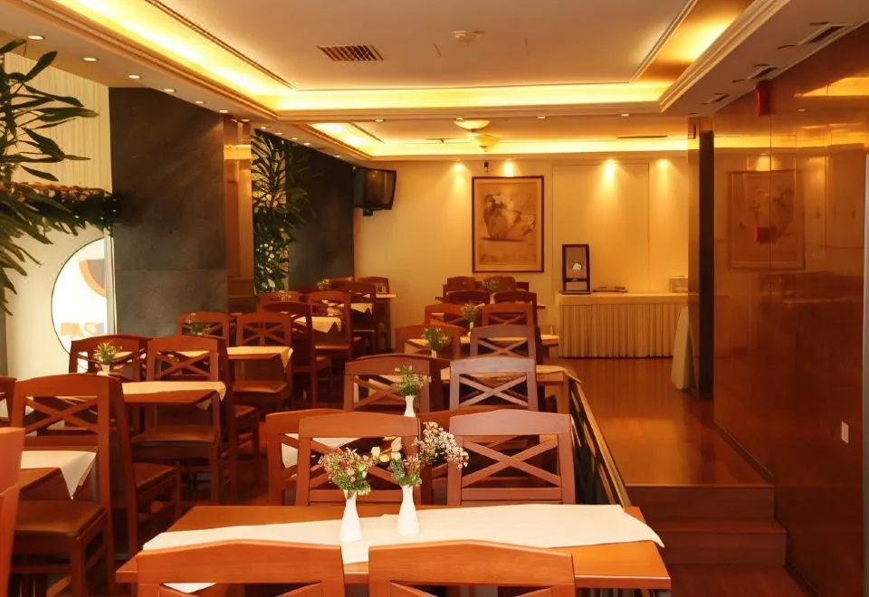 Arethusa Hotel