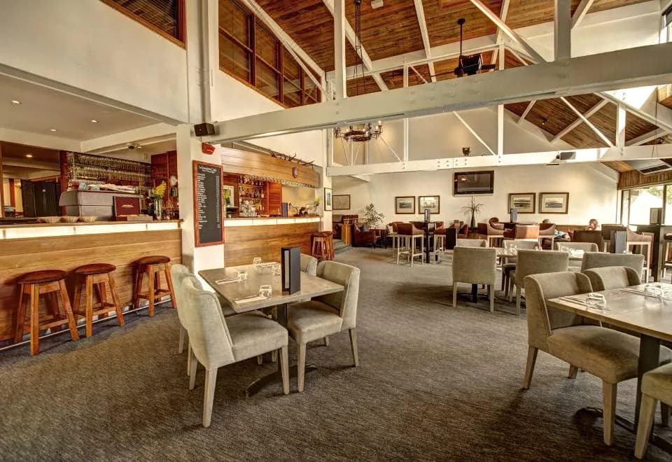 Edgewater Hotel
