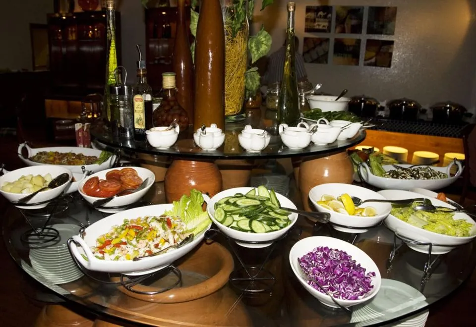 Aravi Hotel